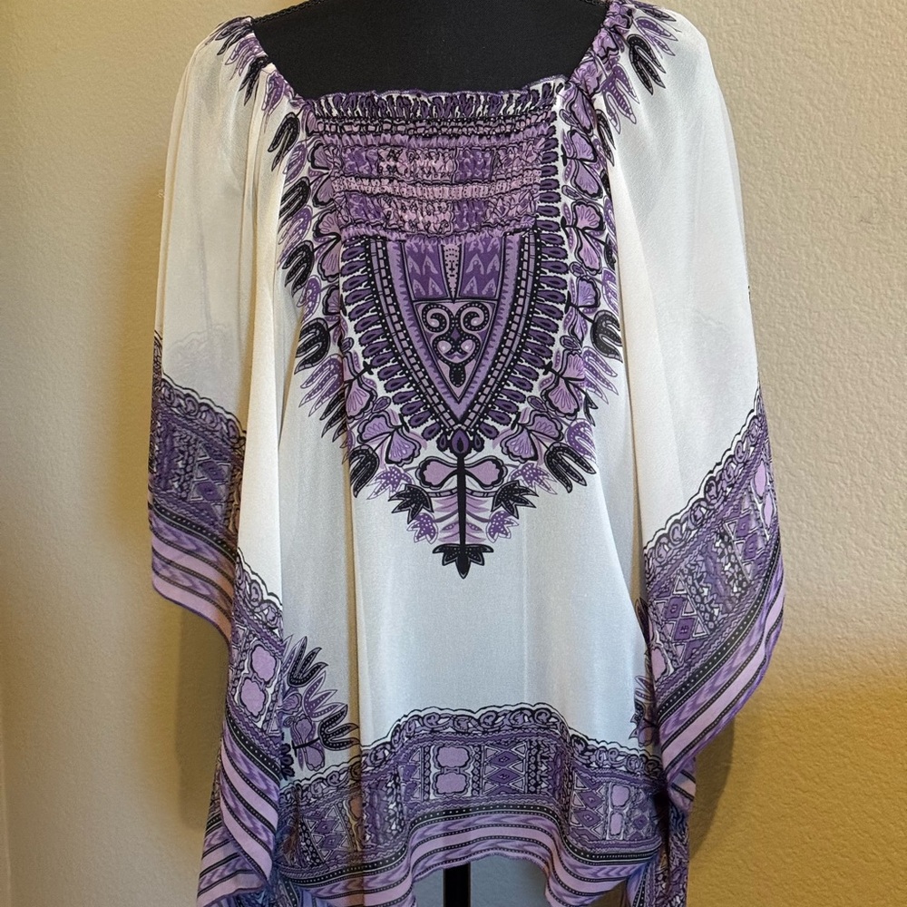 Chic Women's Purple and ivory Tunic Top
